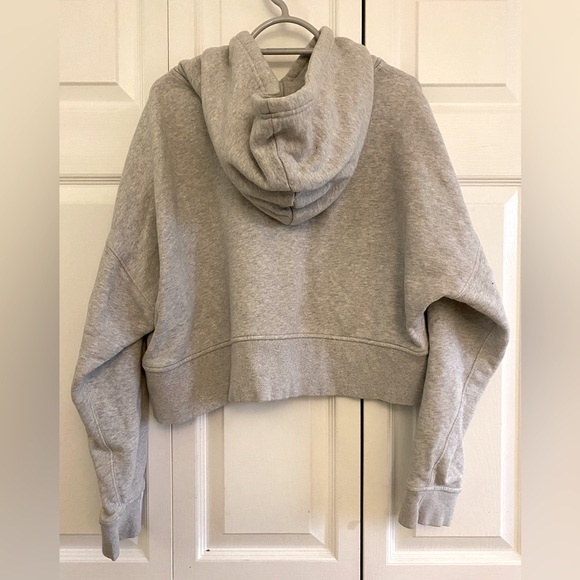 ADIDAS cropped boxy hoodie - Picture 2 of 4